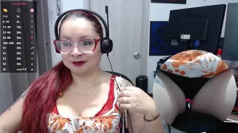 Snapshot of leidycrstnch21 chatting on 30, 11, 2025 LeidyDi223 online show from 30, 11, 2025