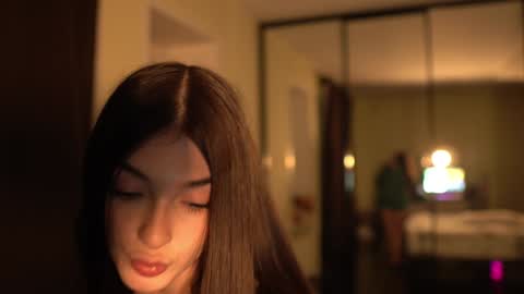 Snapshot of leila_4ever chatting on 16, 12, 2024 Leila online show from 16, 12, 2024