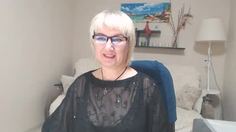 Leila Kinky online show from 25, 1, 2025