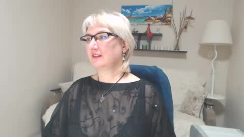 Leila Kinky online show from 31, 1, 2025