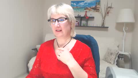 Leila Kinky online show from 3, 2, 2025