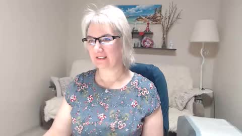 Leila Kinky online show from 8, 3, 2026