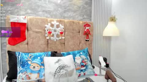 leilapons online show from 2, 12, 2025