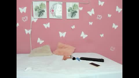 lelany_evans online show from 23, 10, 2025