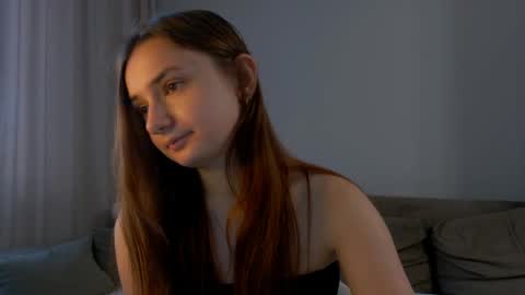 Snapshot of lelia_vibe chatting on 4, 6, 2026 Lelia online show from 4, 6, 2026