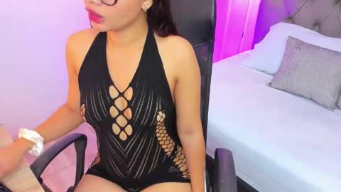 Snapshot of lena_clark chatting on 23, 9, 2025 L E N A online show from 23, 9, 2025