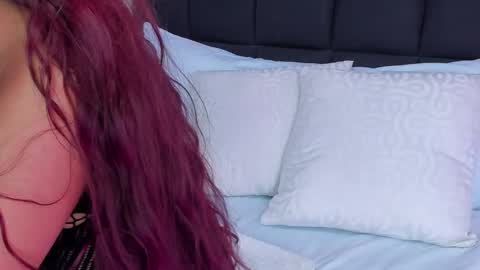 Snapshot of lena_clark chatting on 28, 9, 2025 L E N A online show from 28, 9, 2025