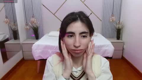 Snapshot of lena_roses chatting on 17, 9, 2025 Lena online show from 17, 9, 2025