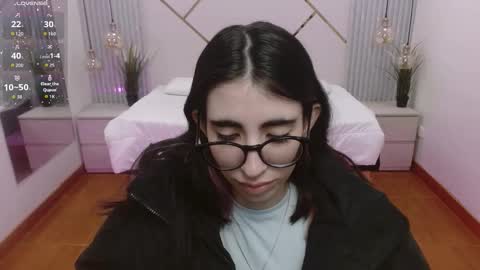 Snapshot of lena_roses chatting on 29, 9, 2025 Lena online show from 29, 9, 2025