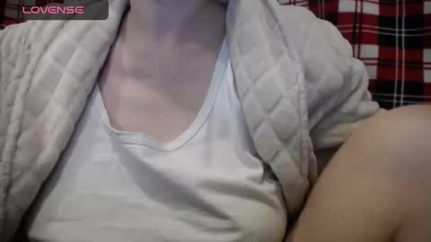 Snapshot of lenagolden chatting on 14, 12, 2024 lenagolden online show from 14, 12, 2024