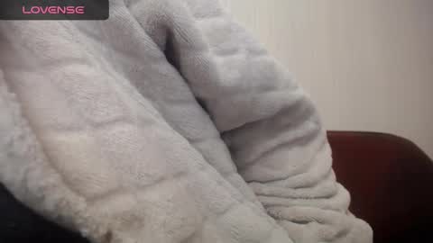 Snapshot of lenagolden chatting on 31, 1, 2025 lenagolden online show from 31, 1, 2025