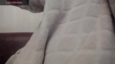 Snapshot of lenagolden chatting on 13, 2, 2025 lenagolden online show from 13, 2, 2025