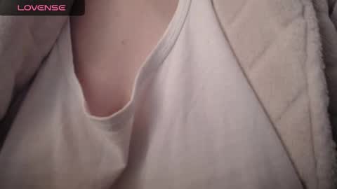 Snapshot of lenagolden chatting on 21, 2, 2025 lenagolden online show from 21, 2, 2025