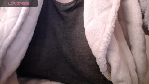 Snapshot of lenagolden chatting on 18, 10, 2025 lenagolden online show from 18, 10, 2025