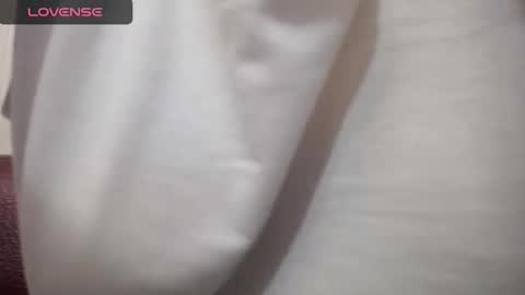 lenagolden online show from 10, 11, 2025