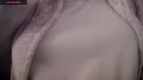 lenagolden online show from 1, 2, 2026