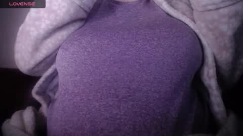 Snapshot of lenagolden chatting on 21, 4, 2026 lenagolden online show from 21, 4, 2026