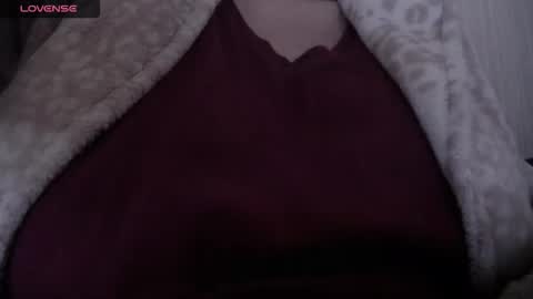 Snapshot of lenagolden chatting on 22, 4, 2026 lenagolden online show from 22, 4, 2026