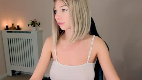 Lena online show from 4, 12, 2025