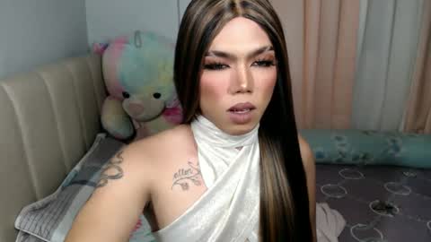 Snapshot of lenawet_0520 chatting on 24, 2, 2025 lena online show from 24, 2, 2025