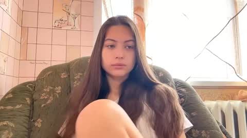 Snapshot of lenniepennachio chatting on 29, 4, 2026 Hellomy name is Natalyits my first day here nice to meet you Give me 50 thumbs ups online show from 29, 4, 2026