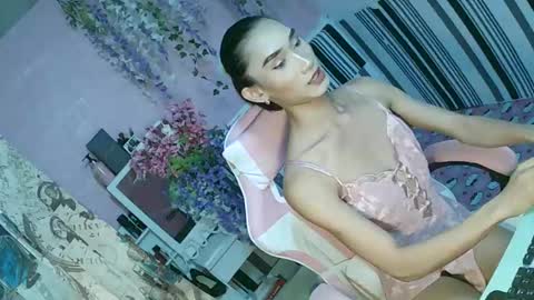 Snapshot of lennonxshit chatting on 25, 2, 2025 JANE online show from 25, 2, 2025