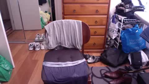 Snapshot of lennyfife chatting on 10, 10, 2025 Pussylicker online show from 10, 10, 2025