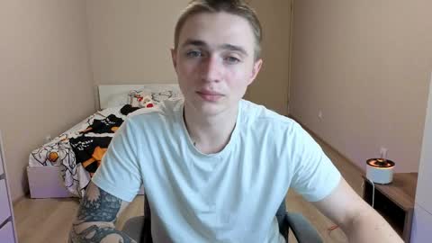 Snapshot of leo__miller chatting on 19, 5, 2026 LEO online show from 19, 5, 2026
