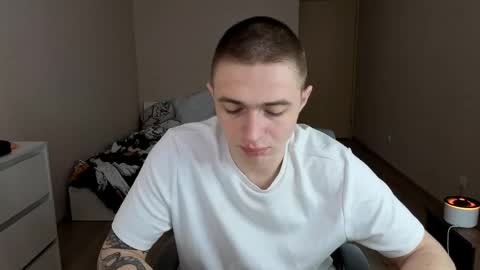 Snapshot of leo__miller chatting on 3, 6, 2026 LEO online show from 3, 6, 2026