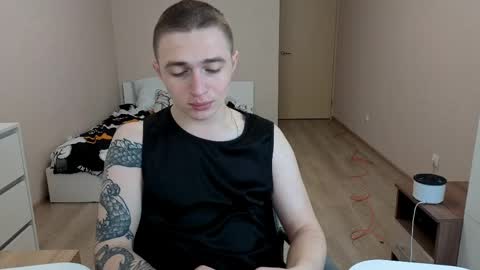 Snapshot of leo__miller chatting on 5, 6, 2026 LEO online show from 5, 6, 2026