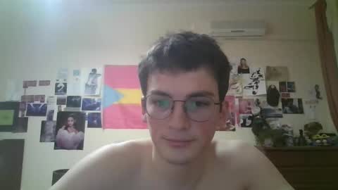 Snapshot of leo_cutie chatting on 12, 3, 2026 leo_cutie online show from 12, 3, 2026