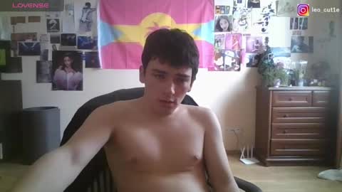 Snapshot of leo_cutie chatting on 21, 3, 2026 leo_cutie online show from 21, 3, 2026