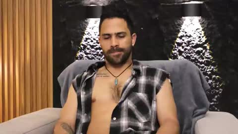 Snapshot of leo_diaz01 chatting on 17, 1, 2026 Leo Diaz online show from 17, 1, 2026