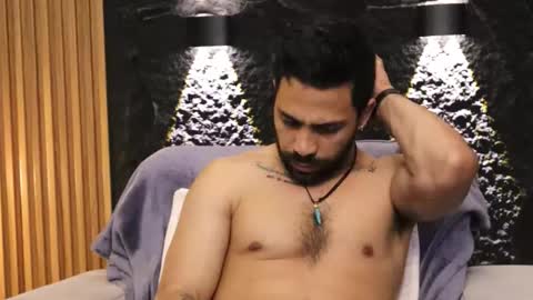 Snapshot of leo_diaz01 chatting on 3, 2, 2026 Leo Diaz online show from 3, 2, 2026