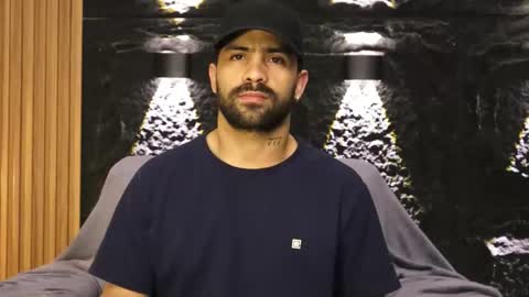 Leo  Diaz online show from 6, 3, 2026