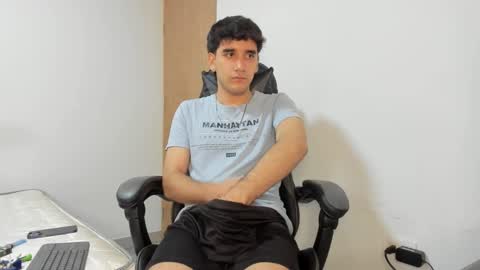 Leo Jones online show from 4, 3, 2025