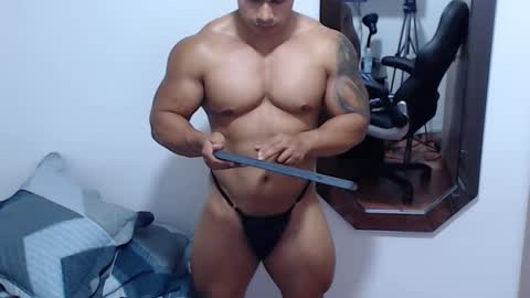 Snapshot of leo_muscleboy chatting on 19, 2, 2026 Leo online show from 19, 2, 2026