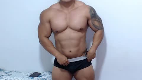 Snapshot of leo_muscleboy chatting on 11, 4, 2026 Leo online show from 11, 4, 2026
