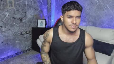 Leo independent model online show from 19, 9, 2025