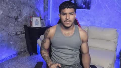 Leo independent model online show from 24, 10, 2025