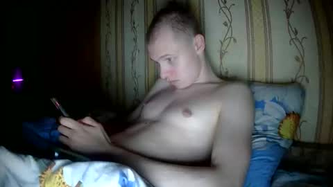 Snapshot of leo_timm chatting on 7, 6, 2026 leo_timm online show from 7, 6, 2026