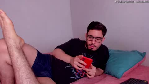 Snapshot of leoandviolet chatting on 25, 10, 2025 Carlos  Alissa. Help us to reach 100 likes  online show from 25, 10, 2025