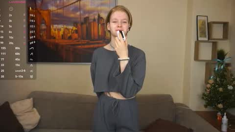 Hello Im Roxy Im just starting my journey here so lets get acquainted online show from 7, 3, 2026