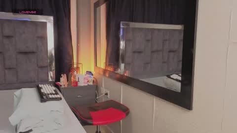 leomonnroe online show from 15, 3, 2026