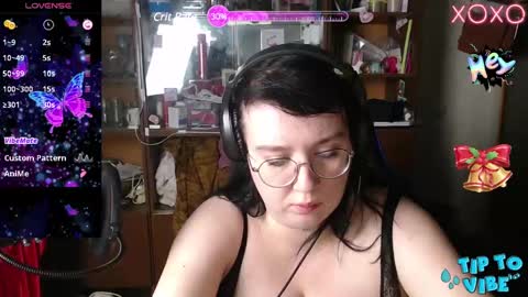 Snapshot of leona_harrison chatting on 20, 12, 2024 Leona Harrison online show from 20, 12, 2024