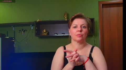 Leona tracie online show from 24, 4, 2026