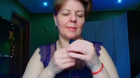 Leona tracie online show from 18, 5, 2026