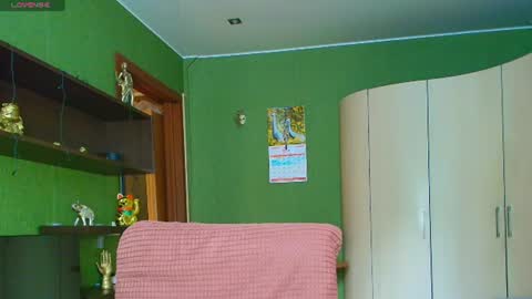 Snapshot of leona_tracie chatting on 11, 7, 2026 Leona tracie online show from 11, 7, 2026