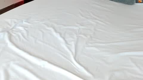 LUCY online show from 13, 2, 2025