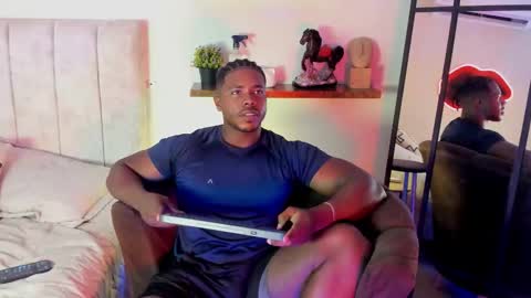 Snapshot of leonardo_jones1 chatting on 6, 2, 2026 Leandro jones online show from 6, 2, 2026